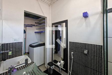 Banheiro de apartamento para alugar com 1 quarto, 44m² em Boqueirão, Praia Grande