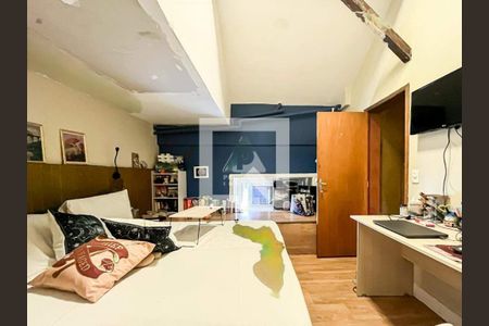 Casa à venda com 9 quartos, 312m² em Santa Teresa, Rio de Janeiro