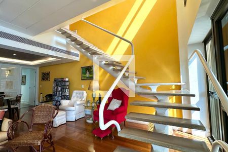 Sala de apartamento à venda com 4 quartos, 330m² em Lagoa, Rio de Janeiro