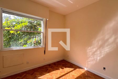 Quarto 1 de apartamento à venda com 3 quartos, 122m² em Leblon, Rio de Janeiro