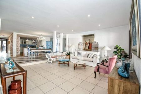 Casa à venda com 5 quartos, 612m² em Barra da Tijuca, Rio de Janeiro