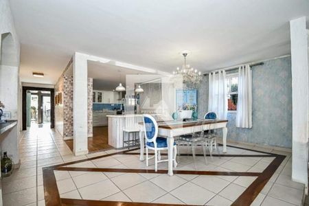 Casa à venda com 5 quartos, 612m² em Barra da Tijuca, Rio de Janeiro