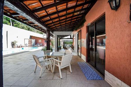 Casa à venda com 5 quartos, 612m² em Barra da Tijuca, Rio de Janeiro