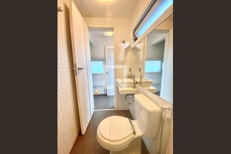 Banheiro Área Externa de apartamento à venda com 4 quartos, 165m² em Humaitá, Rio de Janeiro