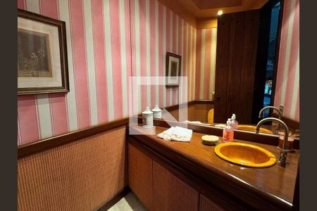 Casa à venda com 4 quartos, 900m² em Itanhangá, Rio de Janeiro