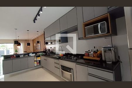 Casa à venda com 3 quartos, 178m² em Vargem Grande, Rio de Janeiro