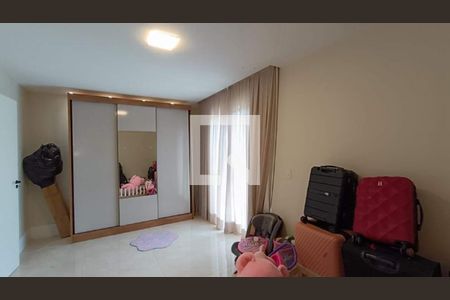 Casa à venda com 3 quartos, 178m² em Vargem Grande, Rio de Janeiro