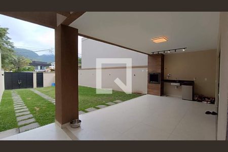 Casa à venda com 3 quartos, 178m² em Vargem Grande, Rio de Janeiro