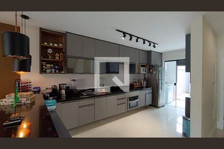 Casa à venda com 3 quartos, 178m² em Vargem Grande, Rio de Janeiro