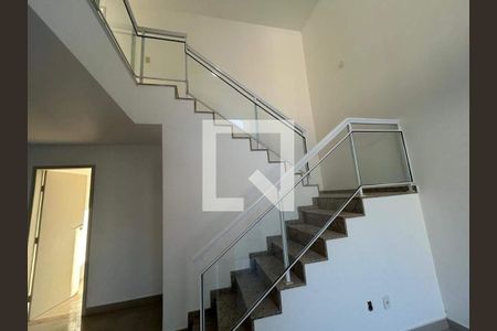 Casa à venda com 4 quartos, 179m² em Vargem Pequena, Rio de Janeiro