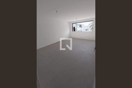 Casa à venda com 4 quartos, 316m² em Recreio dos Bandeirantes, Rio de Janeiro