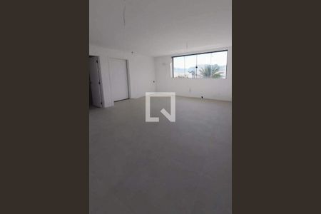 Casa à venda com 4 quartos, 316m² em Recreio dos Bandeirantes, Rio de Janeiro