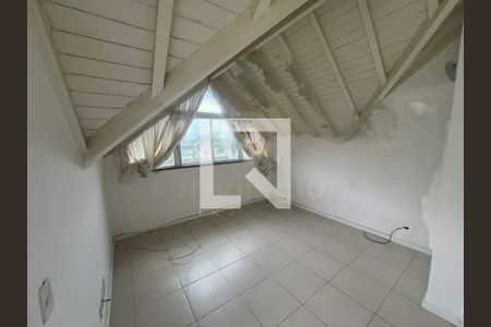 Casa à venda com 5 quartos, 180m² em Recreio dos Bandeirantes, Rio de Janeiro