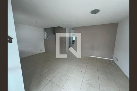 Casa à venda com 5 quartos, 180m² em Recreio dos Bandeirantes, Rio de Janeiro