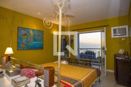 Casa à venda com 4 quartos, 308m² em Humaitá, Rio de Janeiro