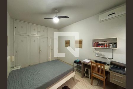 Quarto 1 de apartamento à venda com 3 quartos, 120m² em Copacabana, Rio de Janeiro