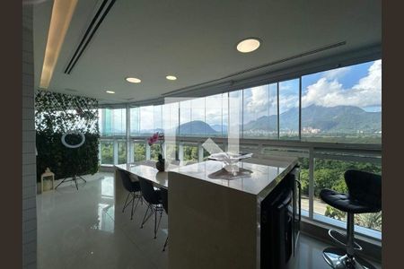 Apartamento à venda com 4 quartos, 160m² em Barra da Tijuca, Rio de Janeiro