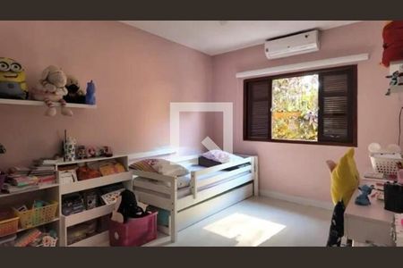 Casa à venda com 4 quartos, 350m² em Recreio dos Bandeirantes, Rio de Janeiro