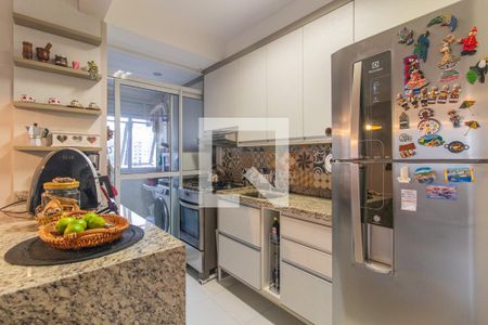 Cozinha de apartamento à venda com 3 quartos, 72m² em Teresópolis, Porto Alegre