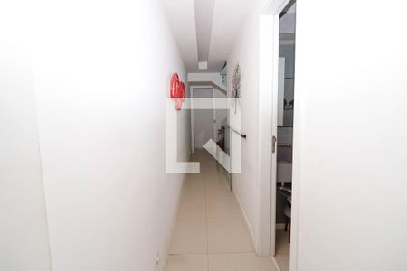 Corredor de apartamento à venda com 3 quartos, 249m² em Barra da Tijuca, Rio de Janeiro