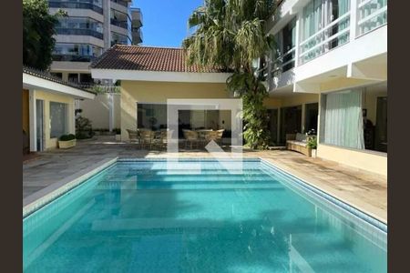 Casa à venda com 4 quartos, 594m² em Barra da Tijuca, Rio de Janeiro