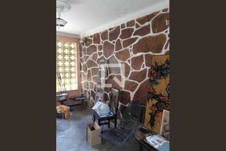 Sala de casa à venda com 3 quartos, 99m² em Sagrada Família, Belo Horizonte