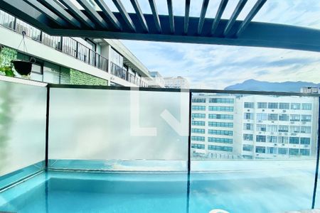 Varanda de apartamento à venda com 2 quartos, 139m² em Leblon, Rio de Janeiro