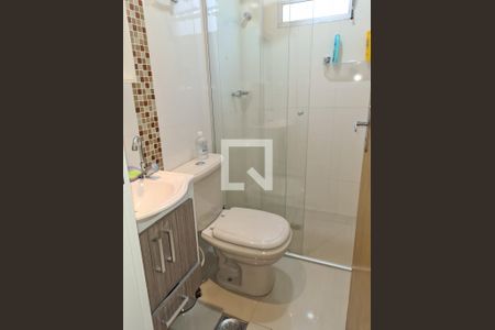 Banheiro de apartamento para alugar com 2 quartos, 48m² em Arpoador, Contagem