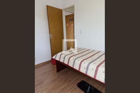 Quarto de apartamento para alugar com 2 quartos, 48m² em Arpoador, Contagem