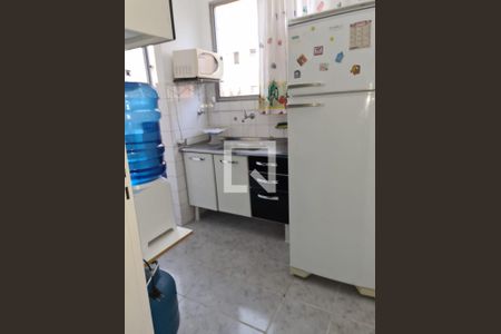 Cozinha de apartamento para alugar com 2 quartos, 48m² em Arpoador, Contagem