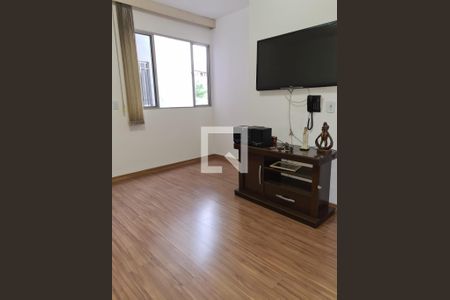 Sala de apartamento para alugar com 2 quartos, 48m² em Arpoador, Contagem