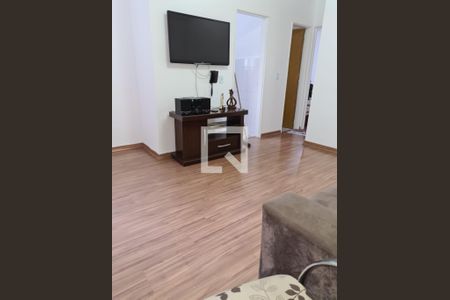 Sala de apartamento para alugar com 2 quartos, 48m² em Arpoador, Contagem