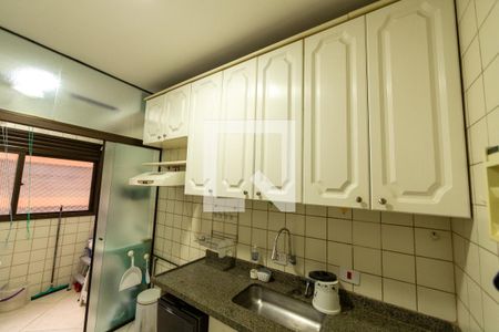 Cozinha de apartamento à venda com 3 quartos, 75m² em Alphaville Industrial, Barueri