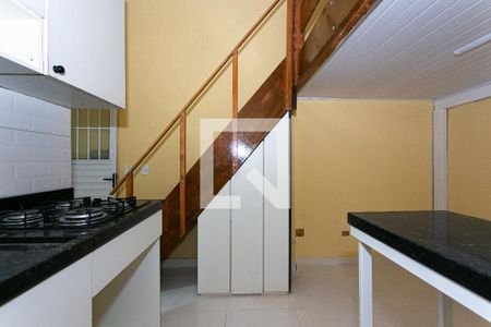 Cozinha de casa de condomínio para alugar com 1 quarto, 22m² em Penha de França, São Paulo