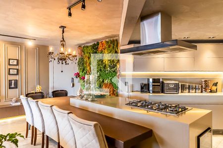 Cozinha de apartamento à venda com 3 quartos, 130m² em Indianópolis, São Paulo
