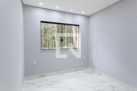 Quarto 2 de casa de condomínio à venda com 4 quartos, 200m² em Retiro do Chalé, Brumadinho