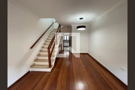 Sala de casa de condomínio à venda com 2 quartos, 112m² em Vila Gomes, São Paulo