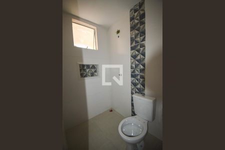 Banheiro  de apartamento para alugar com 1 quarto, 45m² em Vila Carrão, São Paulo