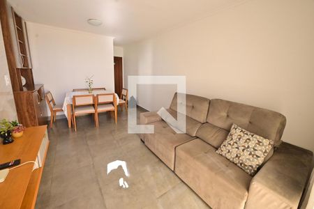 Sala de apartamento para alugar com 3 quartos, 72m² em Setor Leste Universitário, Goiânia