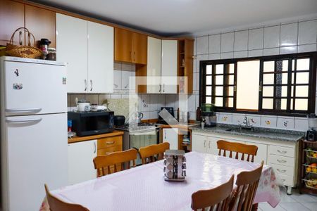 Cozinha de casa à venda com 1 quarto, 125m² em Santo Antônio, Osasco