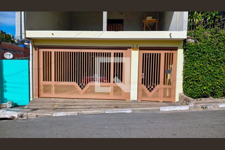 Fachada de casa à venda com 1 quarto, 125m² em Santo Antônio, Osasco