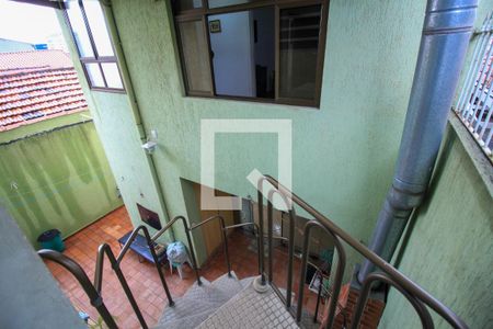 Escada de casa à venda com 4 quartos, 175m² em Vila Invernada, São Paulo