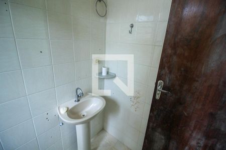 Edícula - Banheiro de casa à venda com 4 quartos, 175m² em Vila Invernada, São Paulo