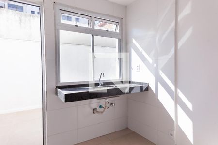 Cozinha de apartamento à venda com 2 quartos, 108m² em Santa Efigênia, Belo Horizonte