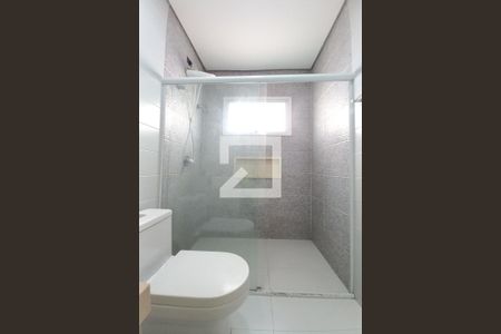 Banheiro da Suíte 1 de casa de condomínio para alugar com 4 quartos, 240m² em Swiss Park, Campinas
