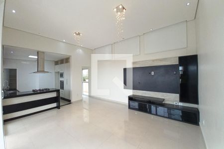 Sala de casa de condomínio para alugar com 4 quartos, 240m² em Swiss Park, Campinas