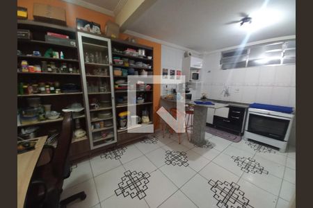 Cozinha de casa para alugar com 2 quartos, 128m² em Centro, São Vicente