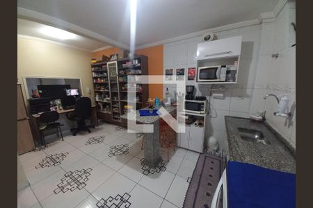 Cozinha de casa para alugar com 2 quartos, 128m² em Centro, São Vicente