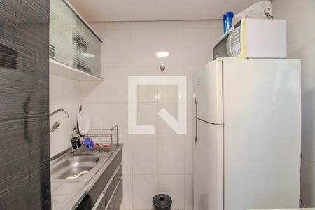 Cozinha de apartamento à venda com 1 quarto, 46m² em Cristo Redentor, Porto Alegre