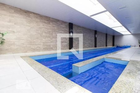 Área comum - Piscina de kitnet/studio para alugar com 1 quarto, 33m² em Centro, Curitiba
